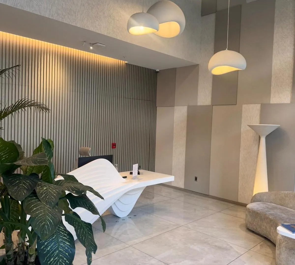 New Mini Suite, La Carolina Quito 0*,